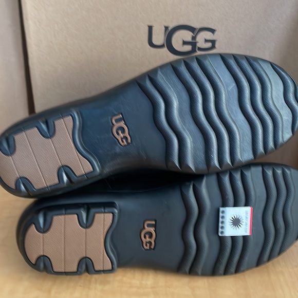 Ugg Women’s Hapsburg Lace Boot - Picture 5 of 6